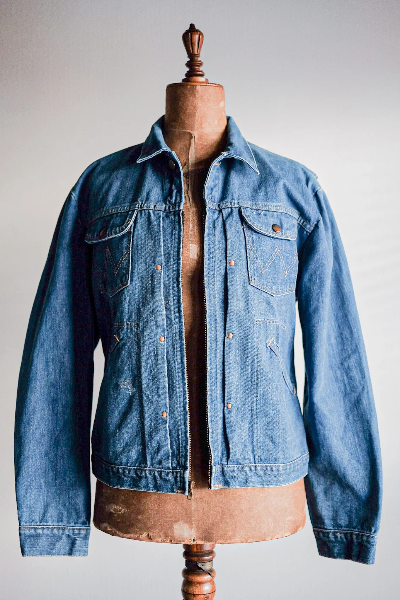 [~ 60's] Veste en jean de Wrangler 24mjz