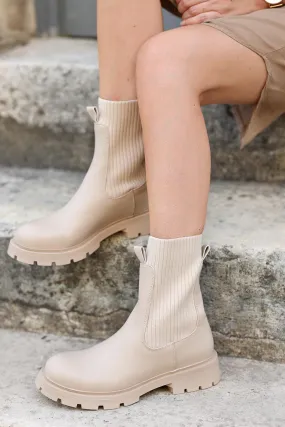 Boots chaussettes beige simili semelle chunky