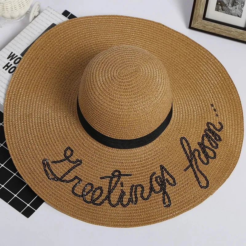 Chapeau de plage brodé