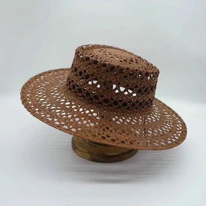 Chapeau de raphia tissé à la main