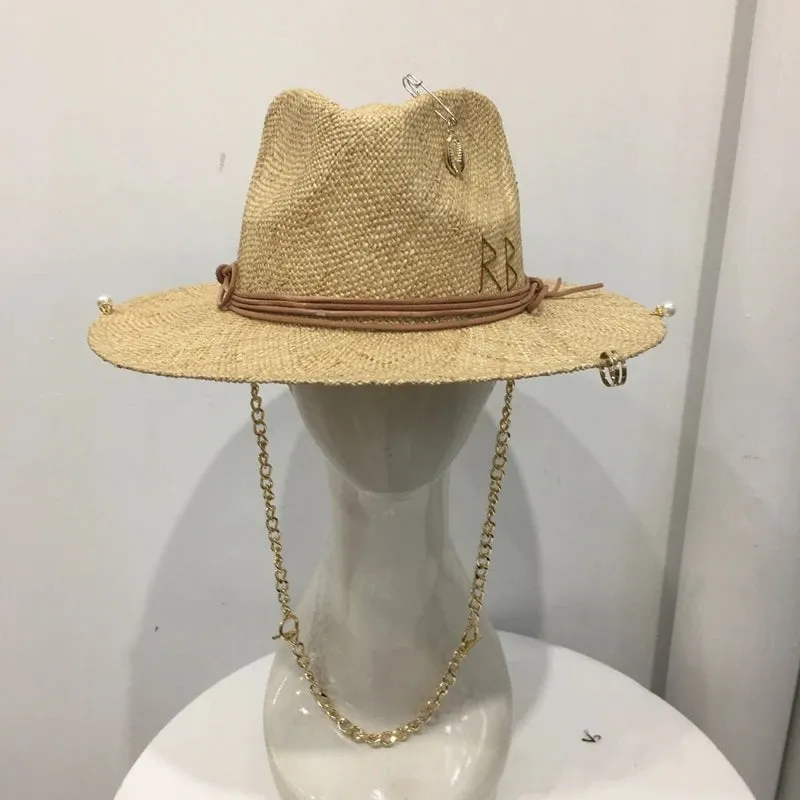 Chapeau en raphia pour femme avec chane