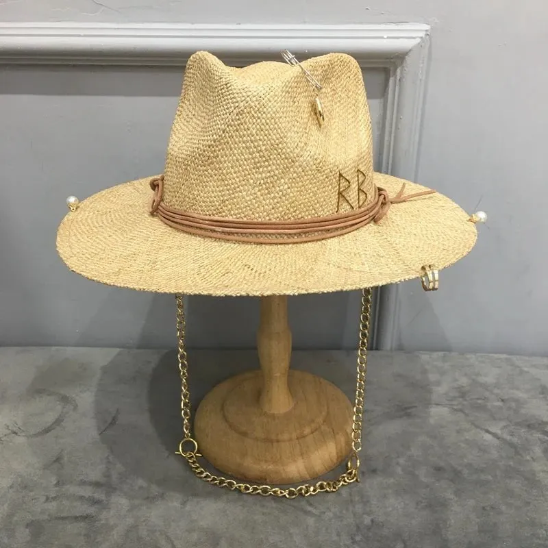 Chapeau en raphia pour femme avec chane