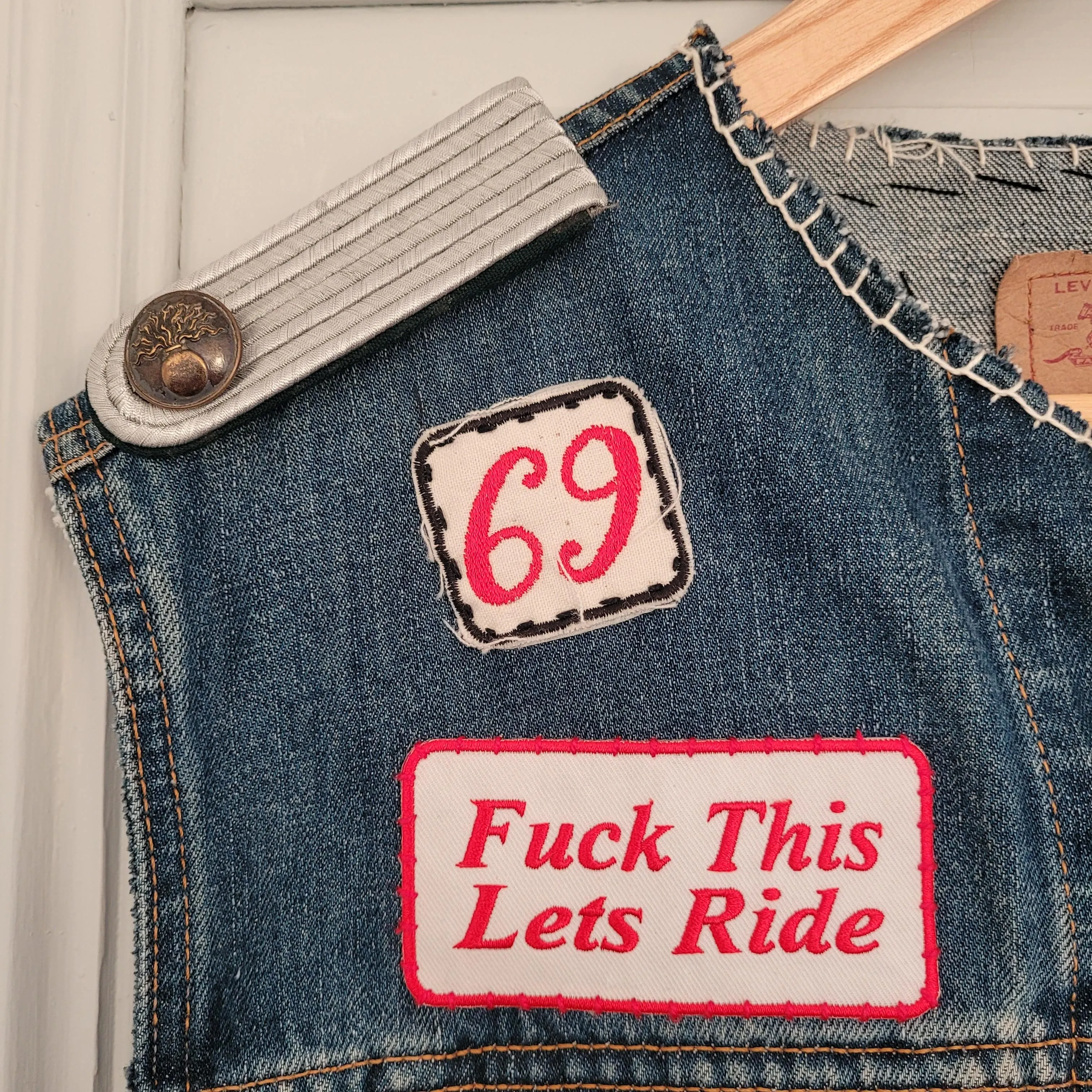 Cycle psychos chainstitched by hand Levi's Jacket/ Veste levis vintage brodée main et patchée