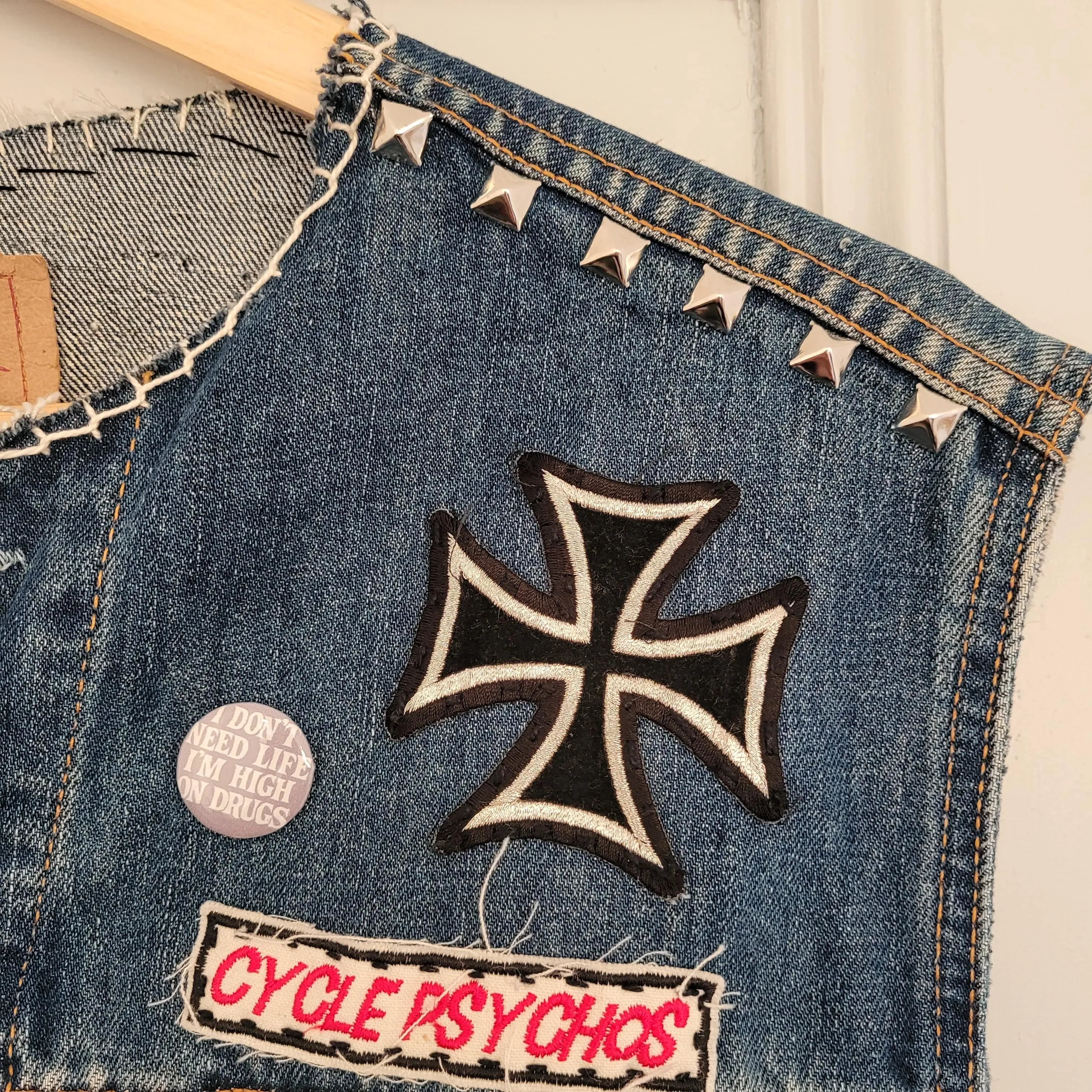 Cycle psychos chainstitched by hand Levi's Jacket/ Veste levis vintage brodée main et patchée