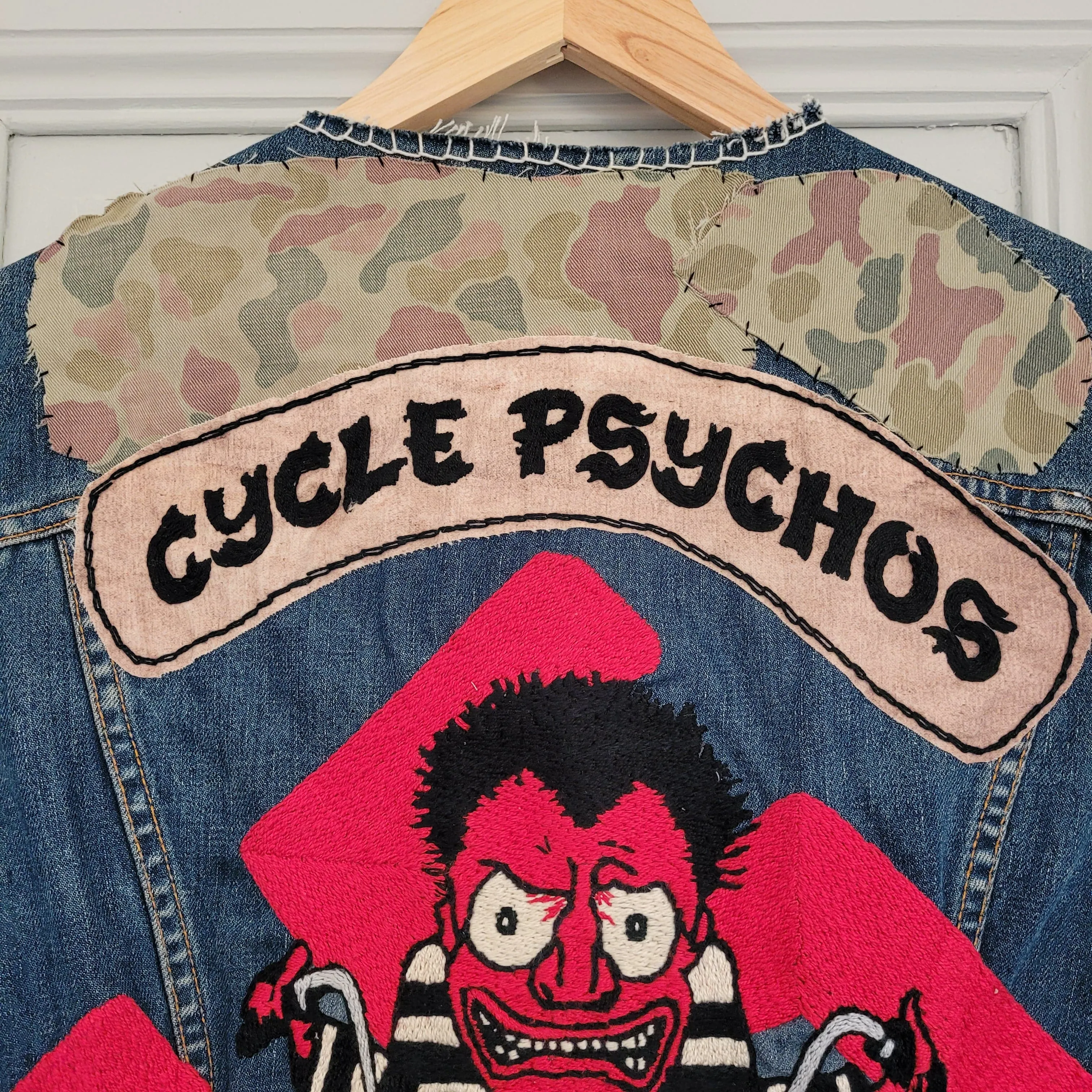 Cycle psychos chainstitched by hand Levi's Jacket/ Veste levis vintage brodée main et patchée