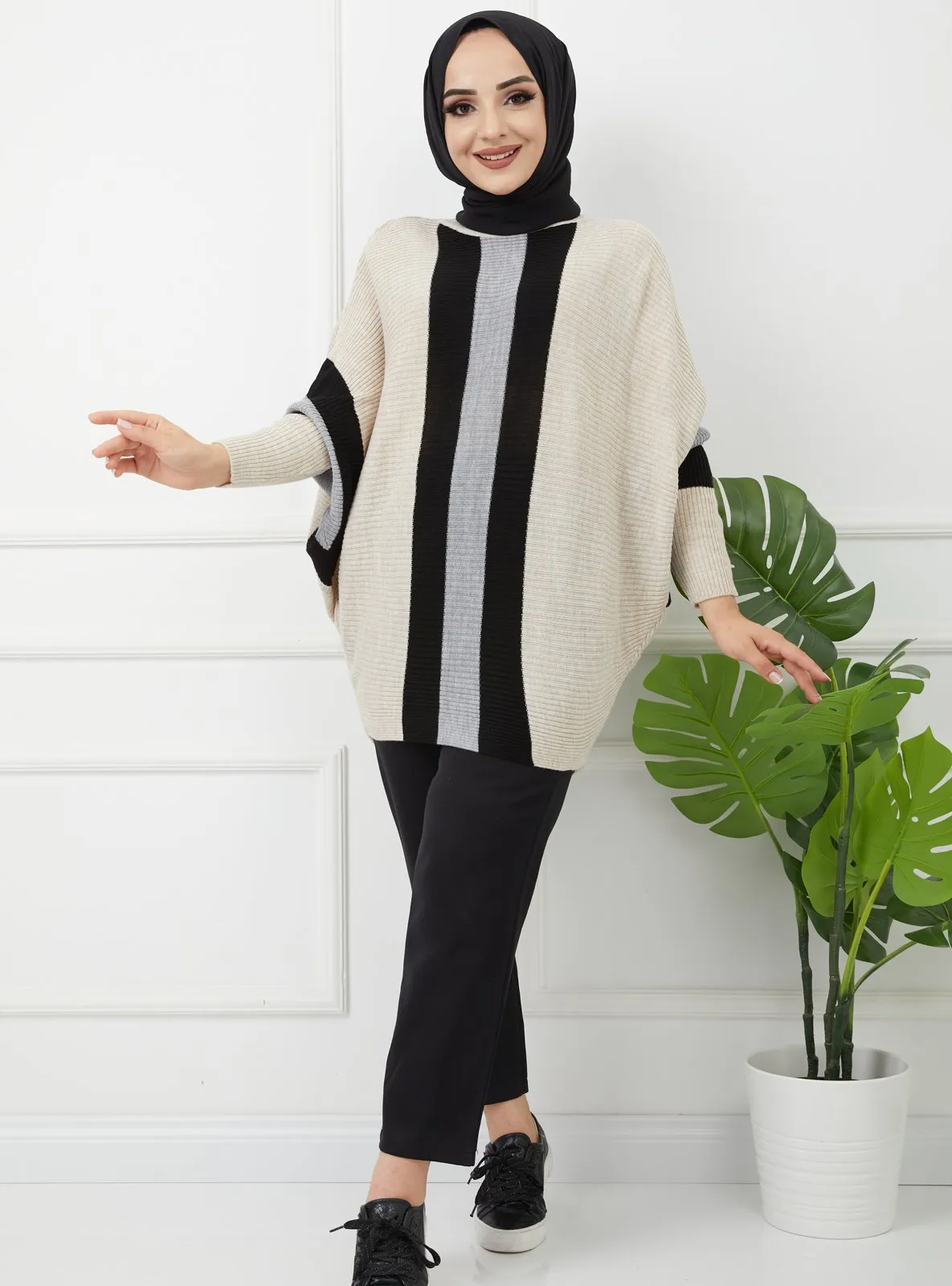 Ecru - Stripe - Boat neck - Unlined - Knit Tunics