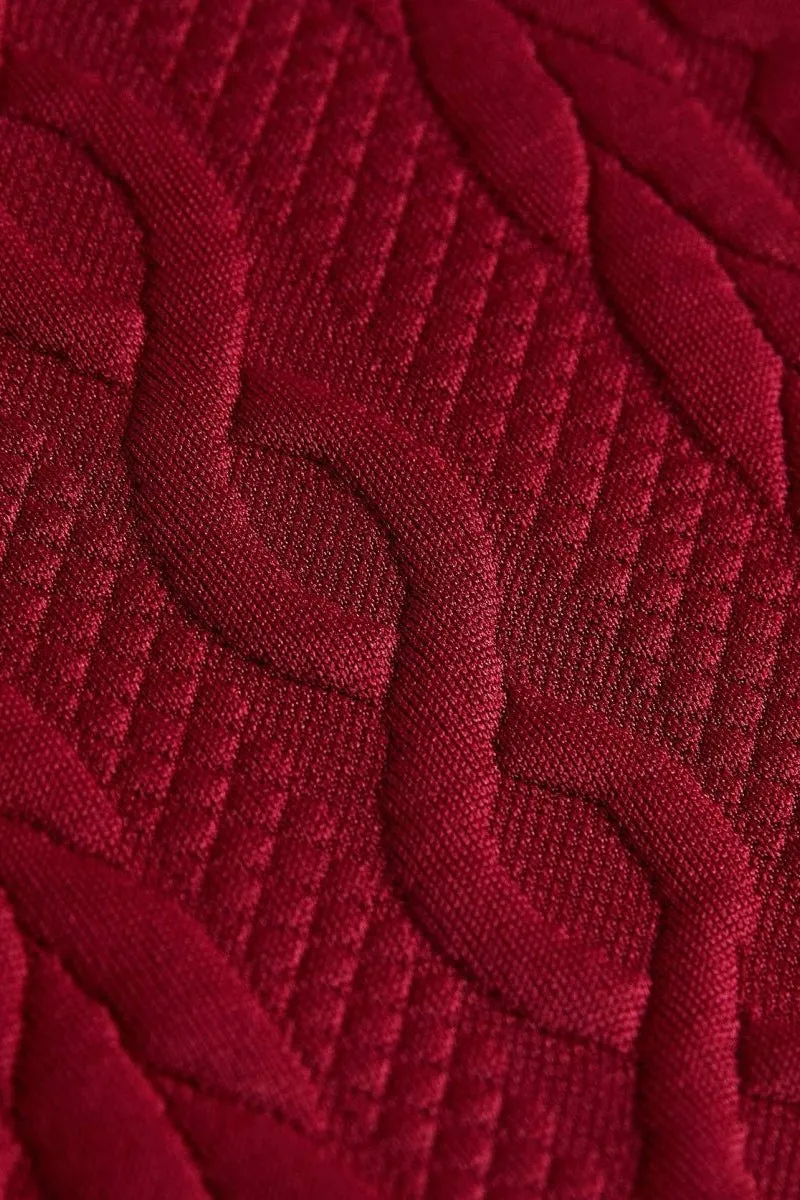 Gilet sans manches en jacquard à col montant couleur vin rouge