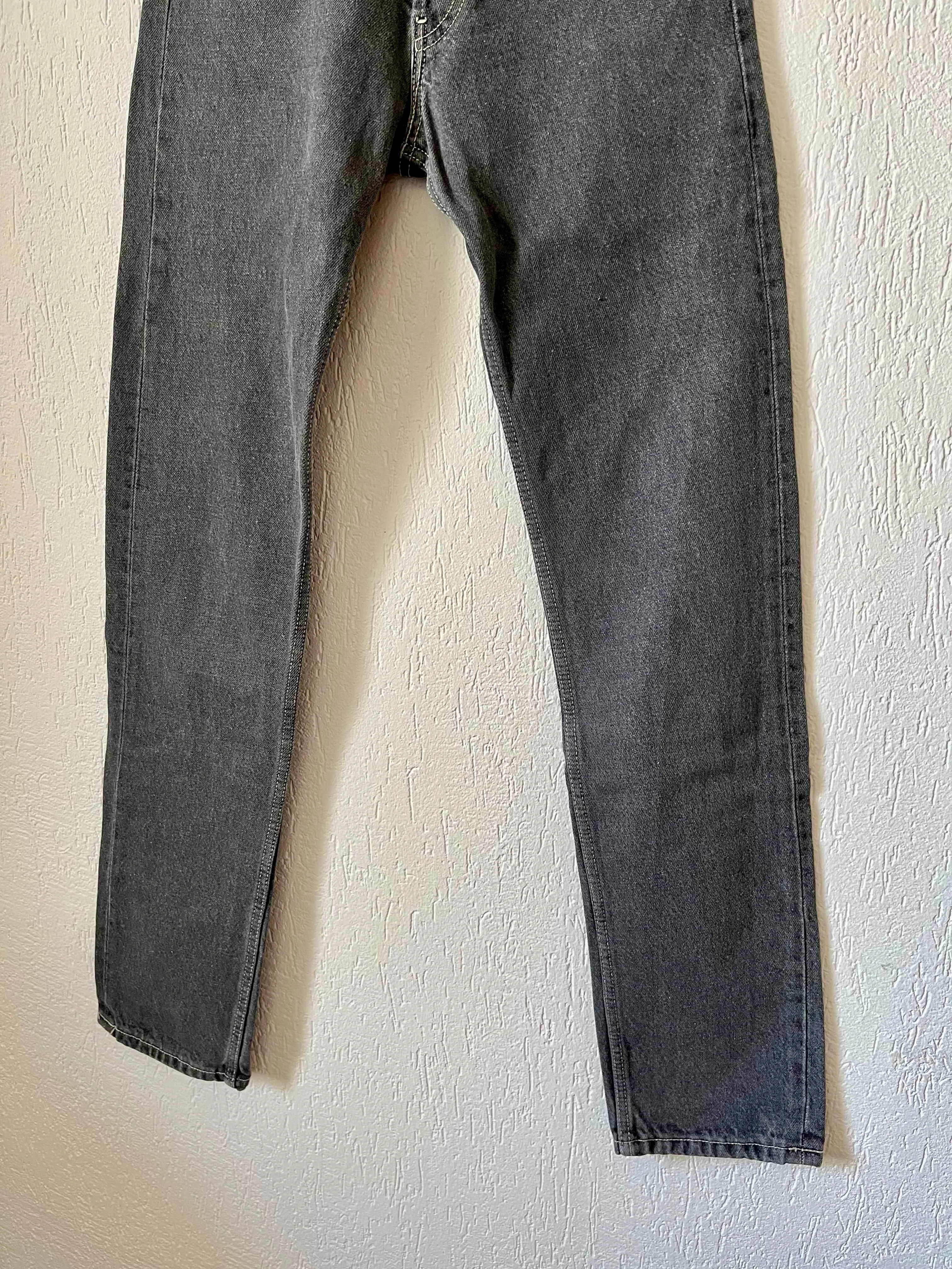 Jean Levi's 501 W28L34 90s