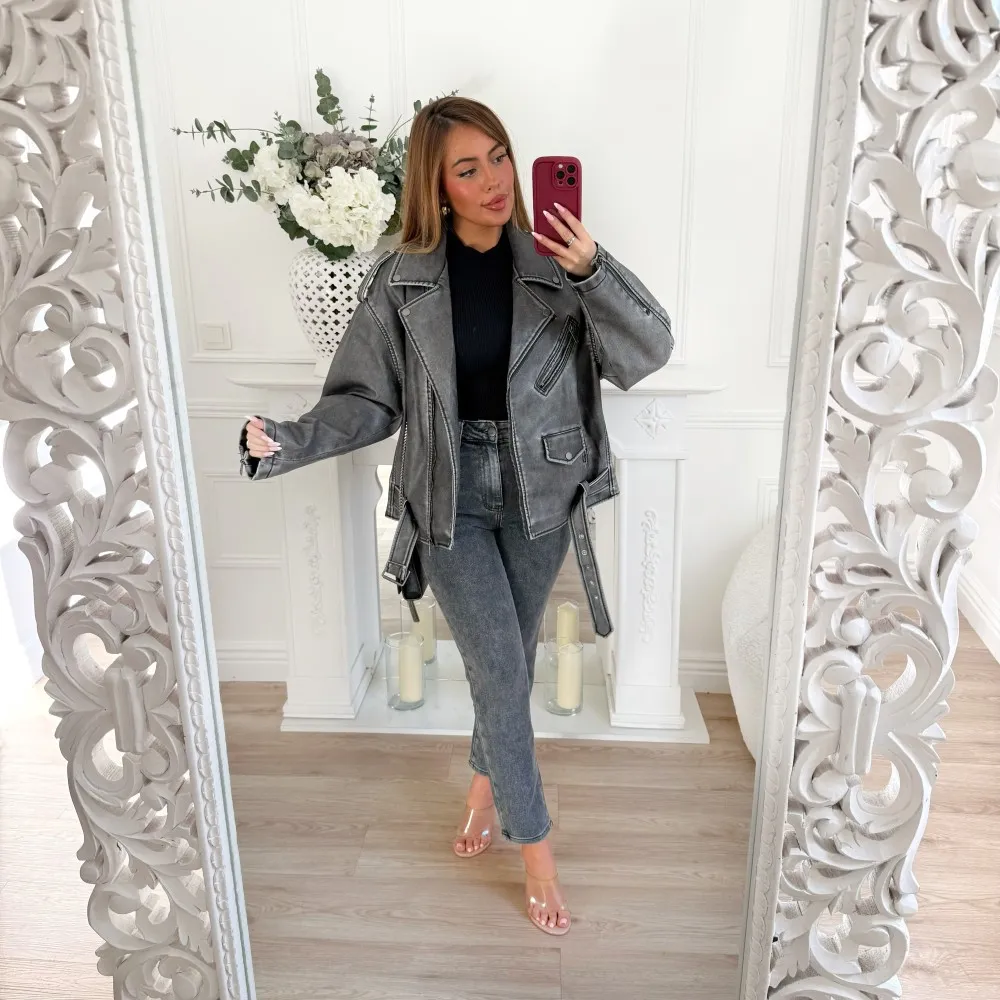 JEAN  MOM FIT GRIS EFFET DELAVÉ