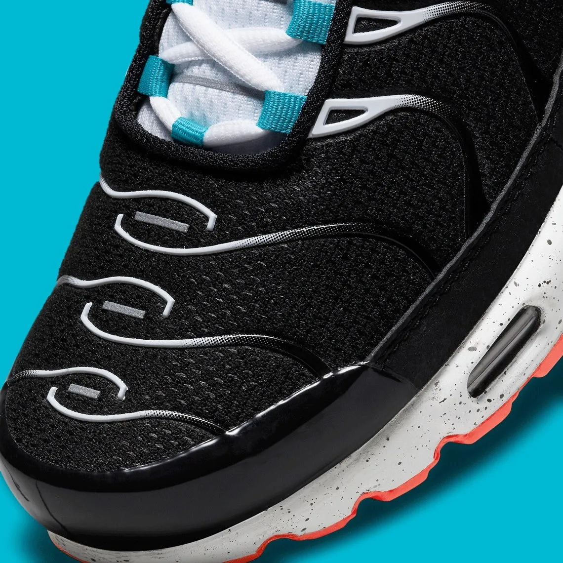 Nike Air Max Plus Black Teal Coral