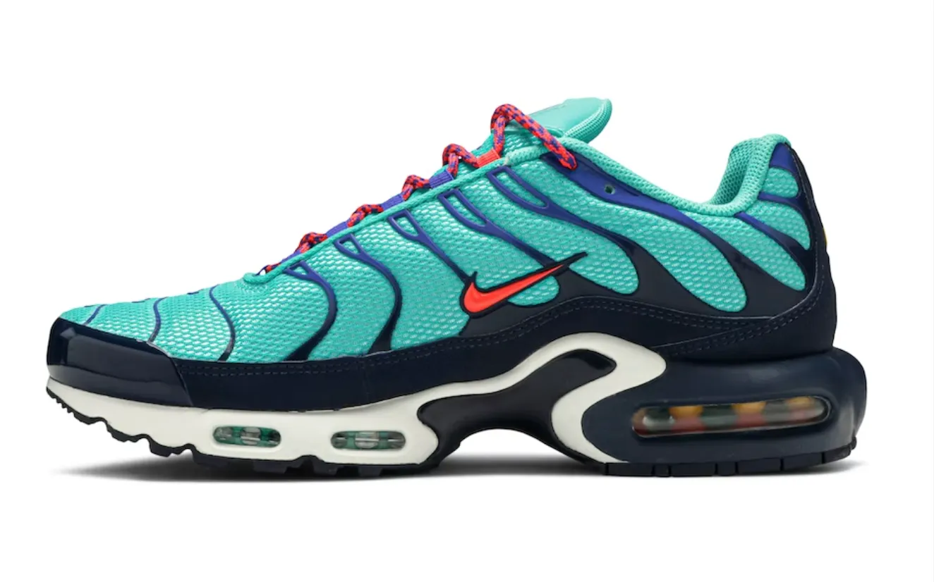 Nike Air Max Plus Discover Your Air