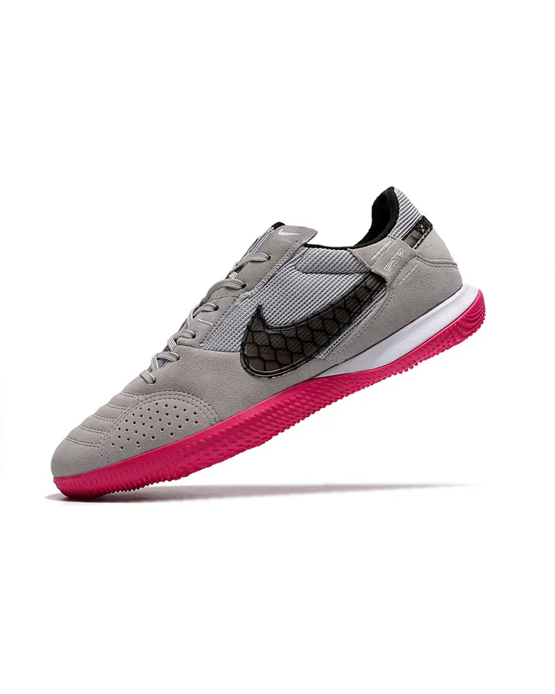 Nike Streetgato Grey Fog Dynamic Berry