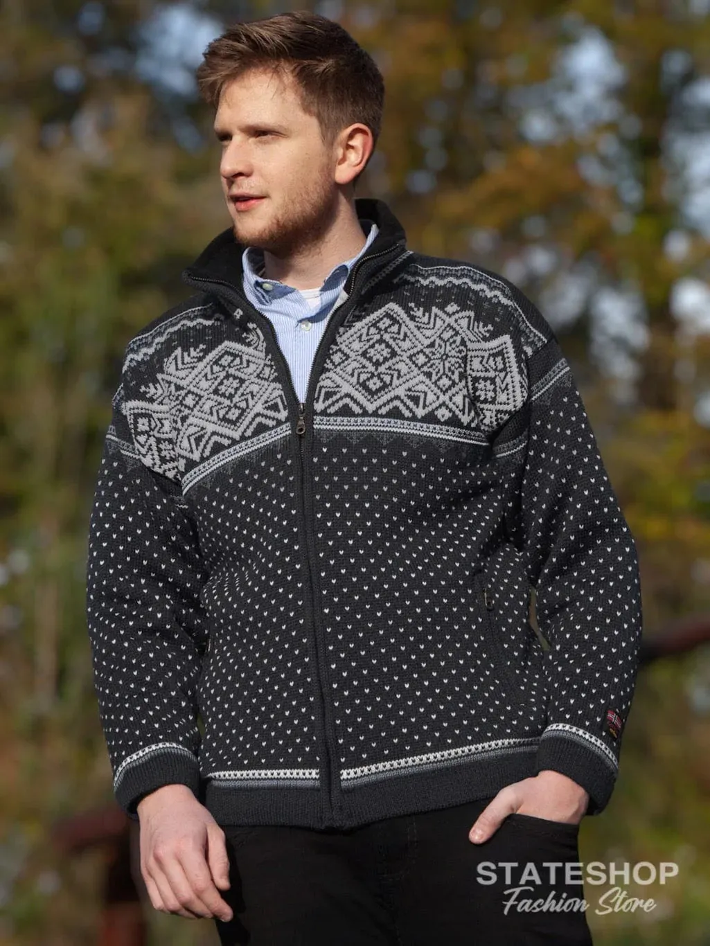 Norwegian cardigan-windstopper in 100% pure wool