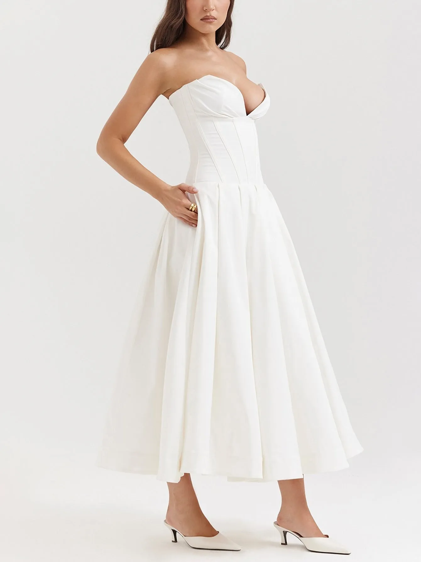 Odette | Robe midi sans bretelles et solide