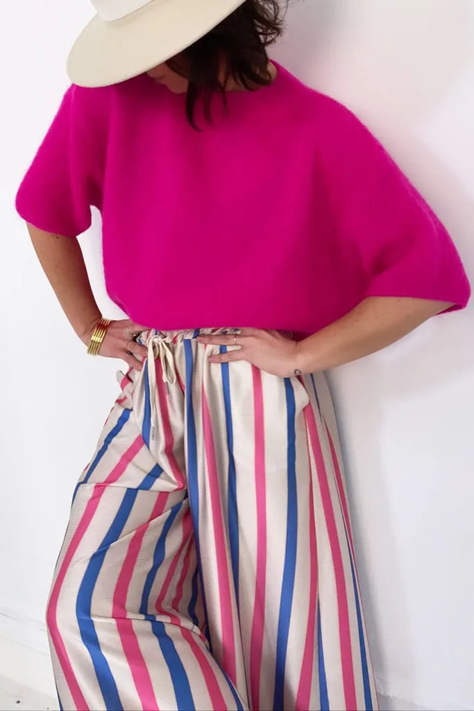 Pull fuchsia manches courtes