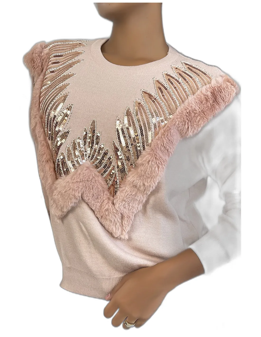 Pull rose à col rond et motif en fausse fourrure et strass