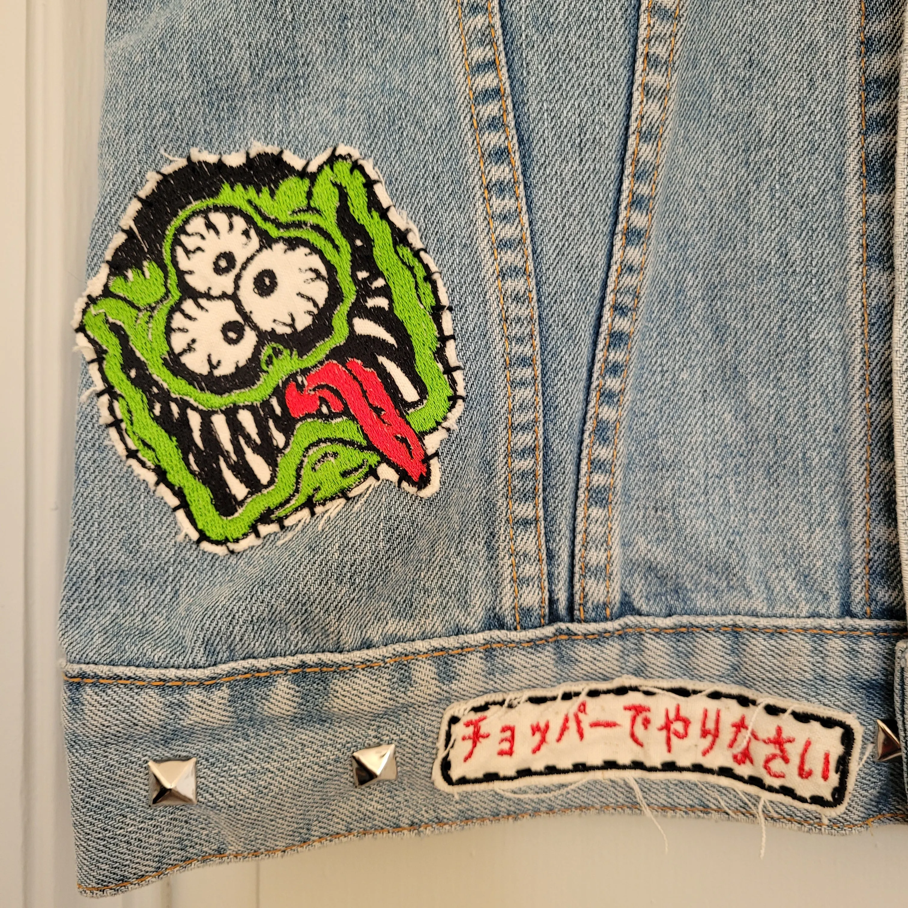 Road demons chainstitched by hand Levi's Jacket/ Veste levis vintage brodée main et patchée