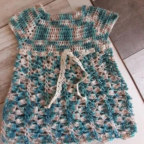 Robe bebe en coton au crochet  turquoise