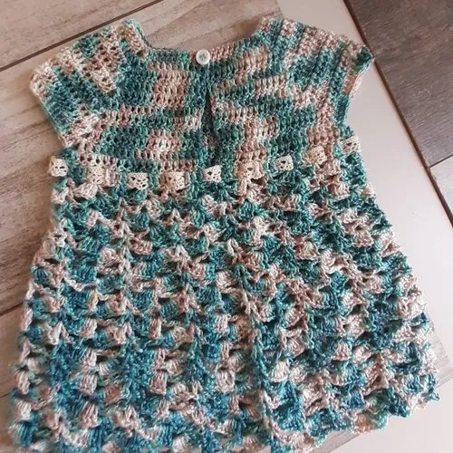 Robe bebe en coton au crochet  turquoise