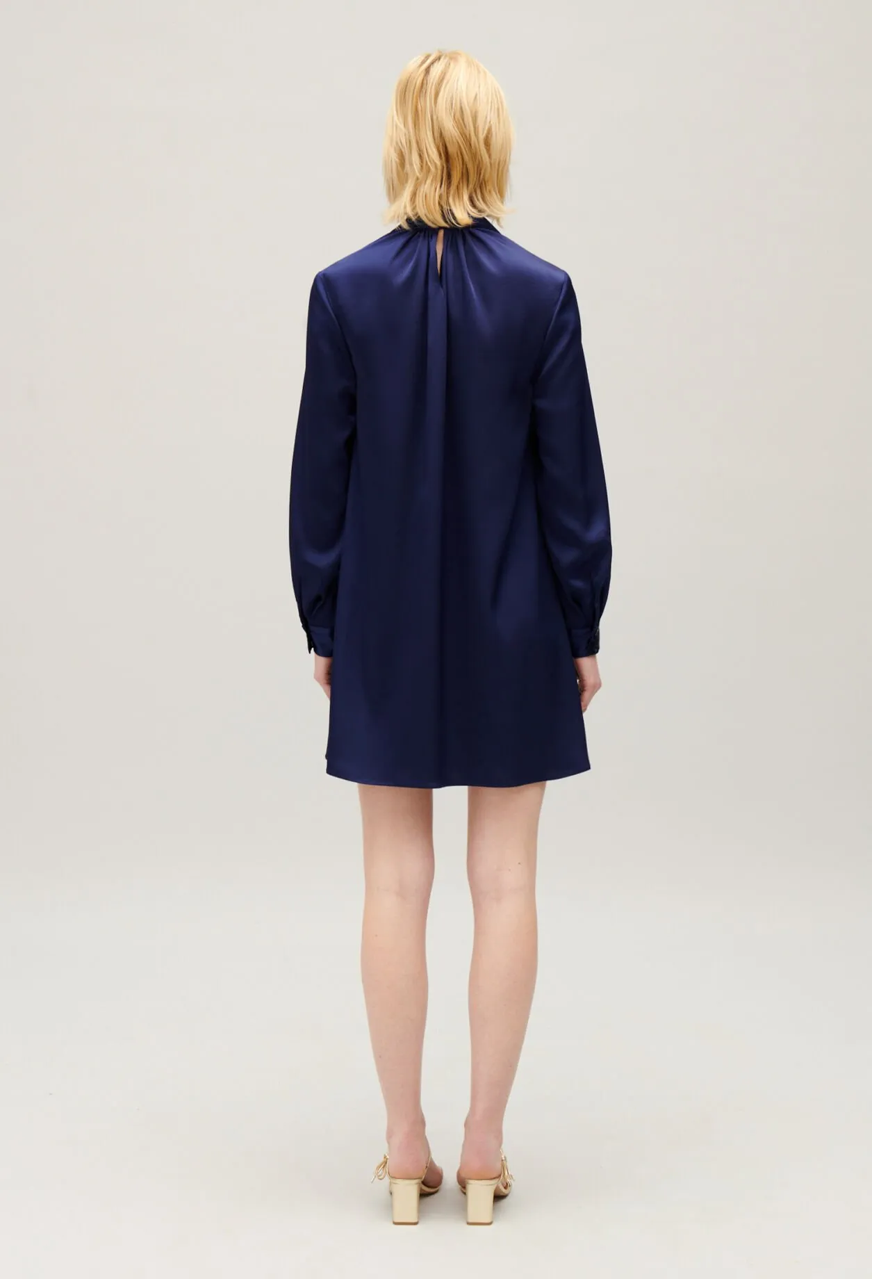 Robe courte lavallière indigo | Claudie FR