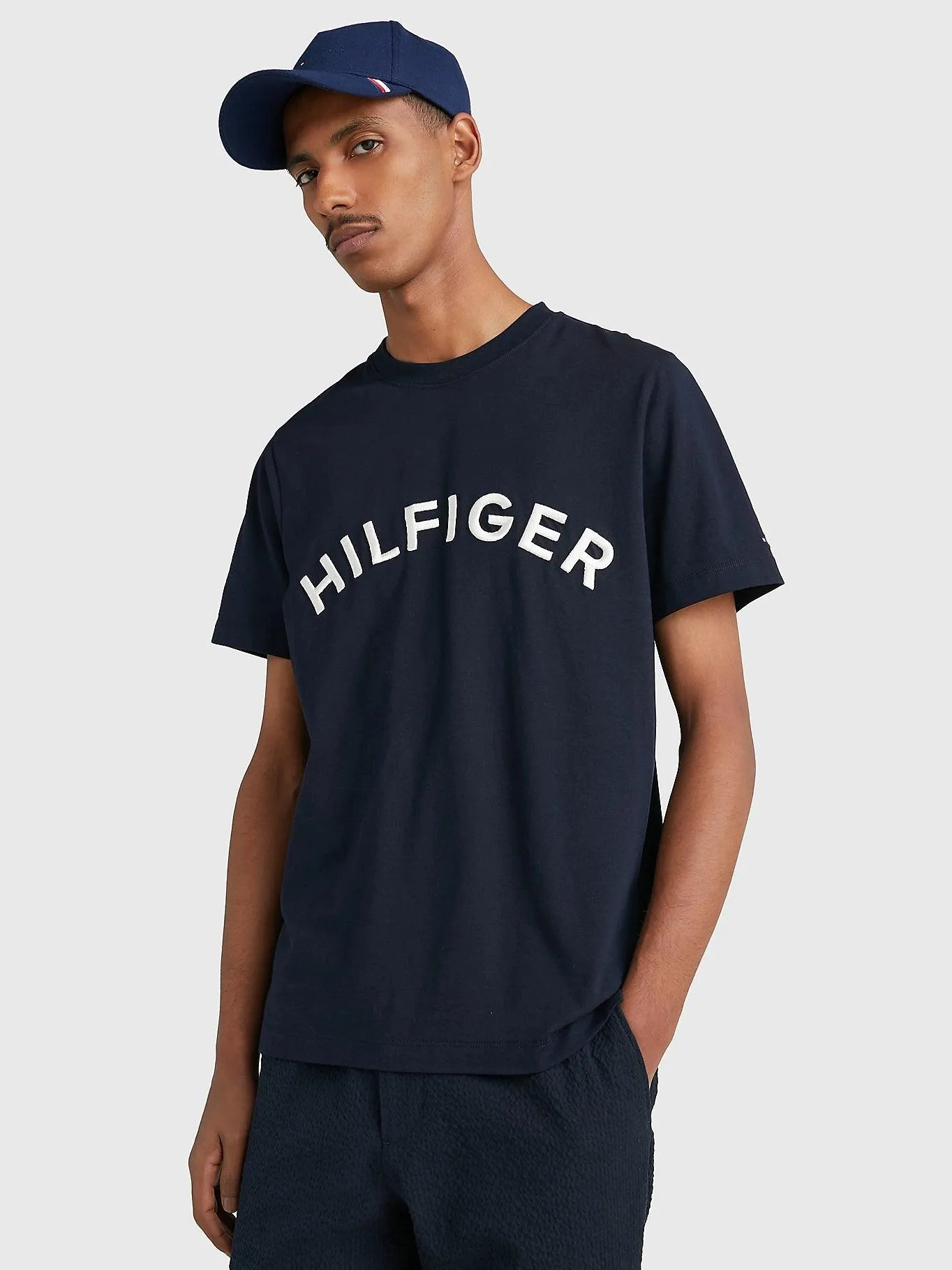 T-Shirt logo Tommy Hilfiger marine en coton bio