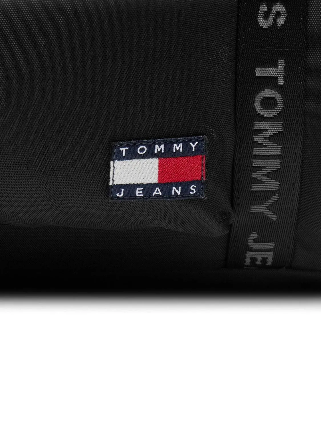 Tommy Hilfiger Tj Daily Sac De Sport Avec Bandoulière Le Noir - Achetez À Prix Outlet!