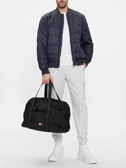 Tommy Hilfiger Tj Daily Sac De Sport Avec Bandoulière Le Noir - Achetez À Prix Outlet!