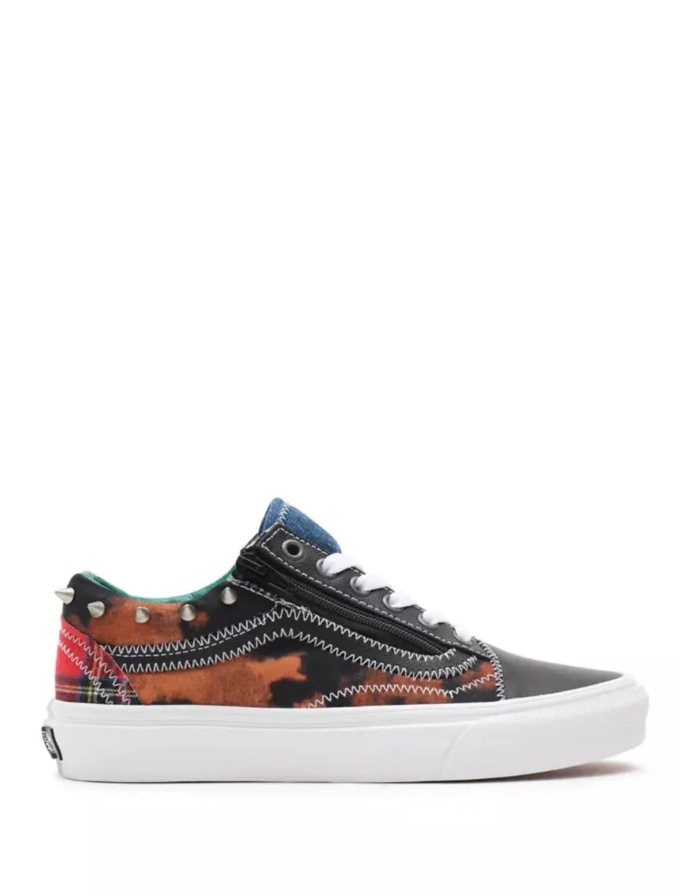 Vans Old Skool Negras y Rojas con Print Animal y Tachuelas Mujer