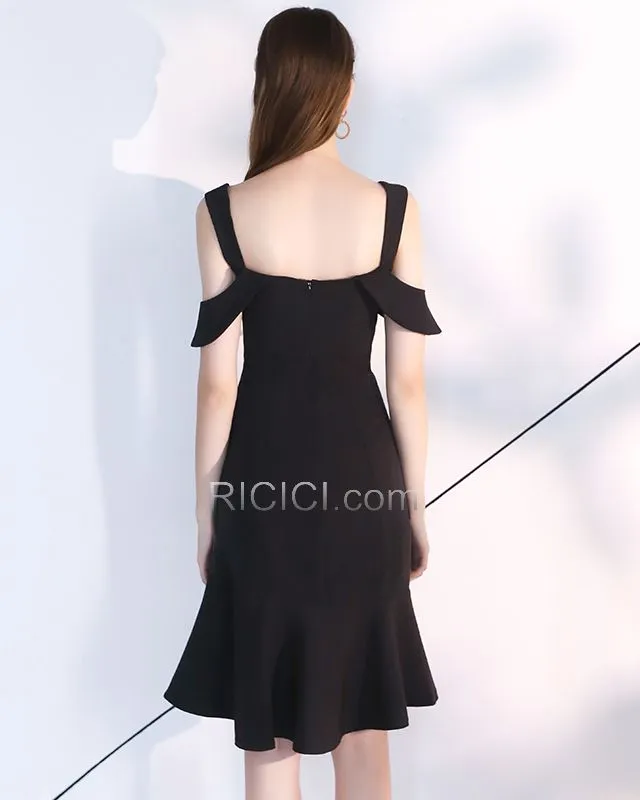 Évasée Noir Simple Dos Nu Longueur Genou Sans Manches À Volants Robe Cocktail Robe Habillée LBD