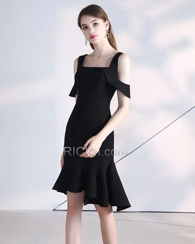 Évasée Noir Simple Dos Nu Longueur Genou Sans Manches À Volants Robe Cocktail Robe Habillée LBD